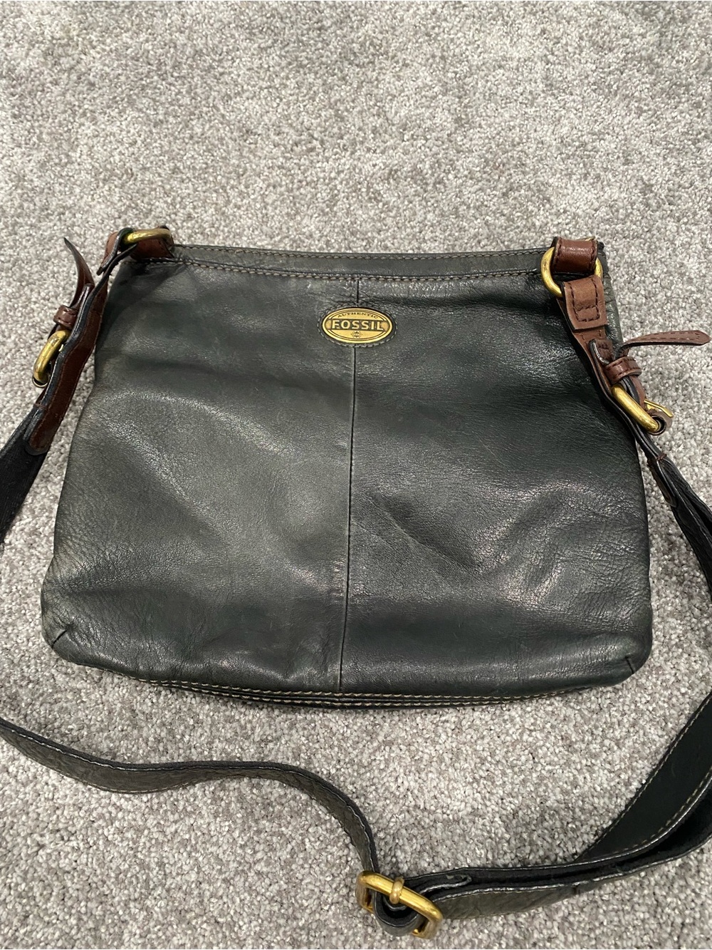 Fossil Explorer Leather Black w/ Brown Triple Zip Crossbody Purse Handbag VTG